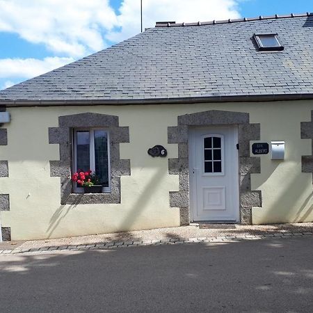Gite Albert Scrignac Exteriör bild